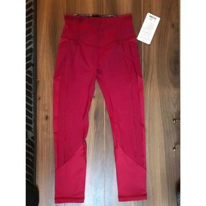 Lululemon All the right places crop